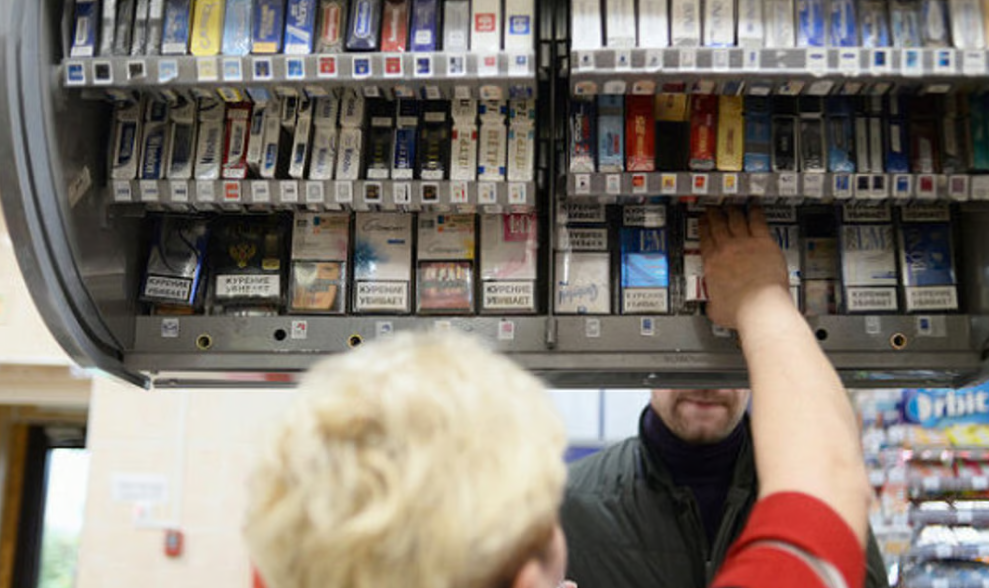 Сигарети різко здорожчають від 1 квітня: скільки коштуватиме пачка